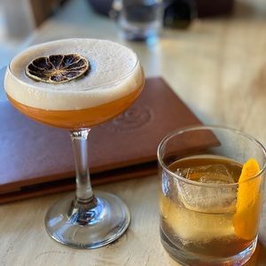 Meet your Posher, Whitney